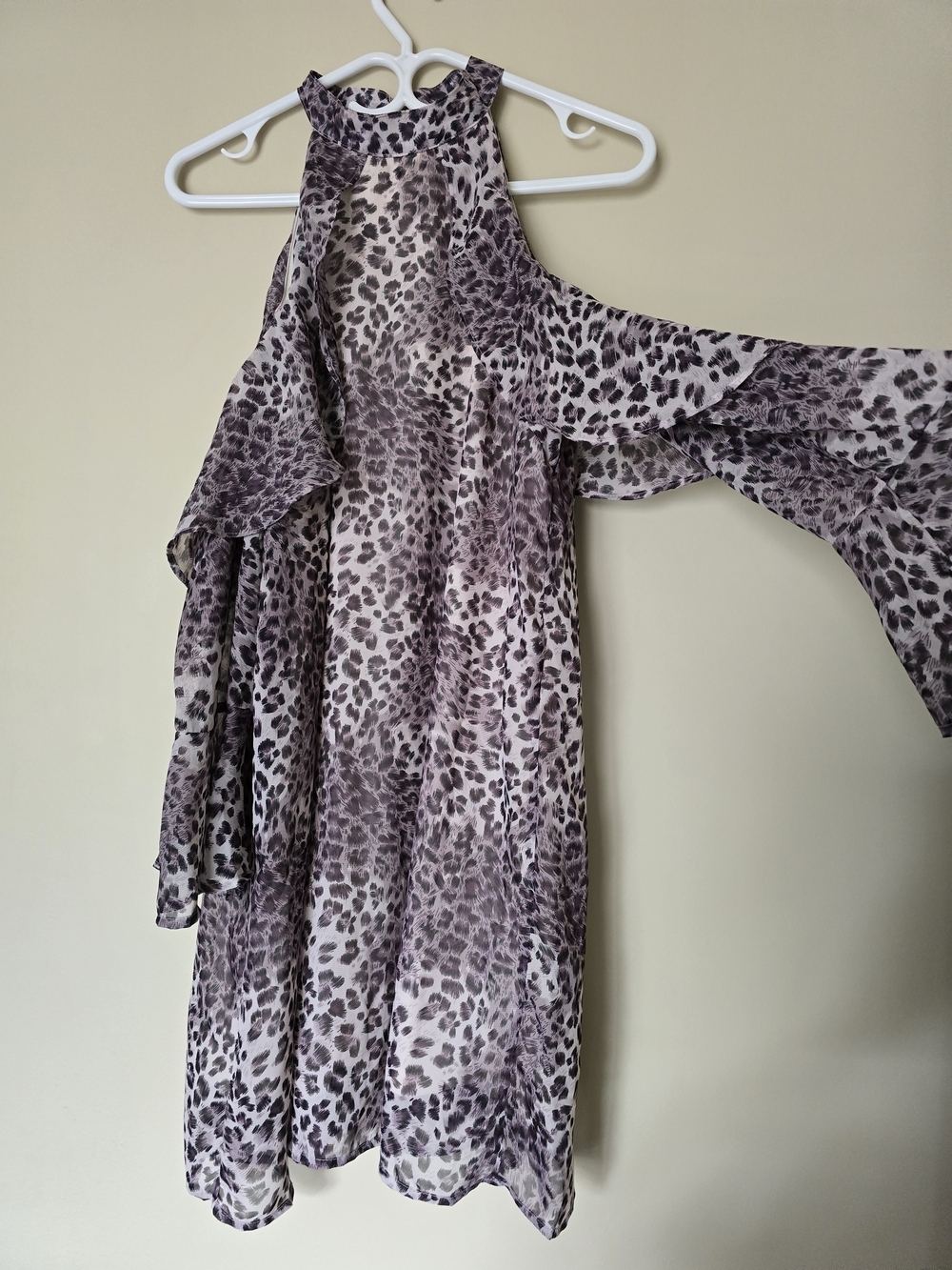 Entro Leopard Dress Cold Shoulder Ruffle Size Medium - Picture 5 of 11